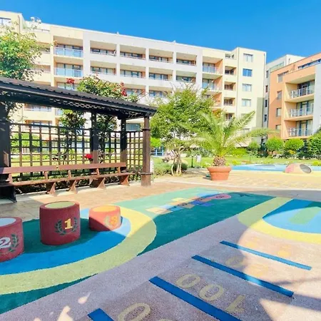 Bratanov Trakia * 阳光海滩