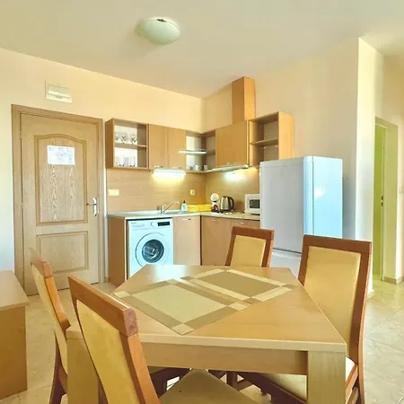 Bratanov Trakia Apartmán *