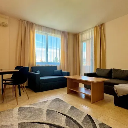 شقة Bratanov Trakia *