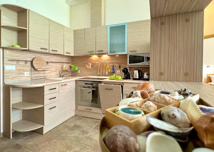 Bratanov Trakia * Slantschew brjag