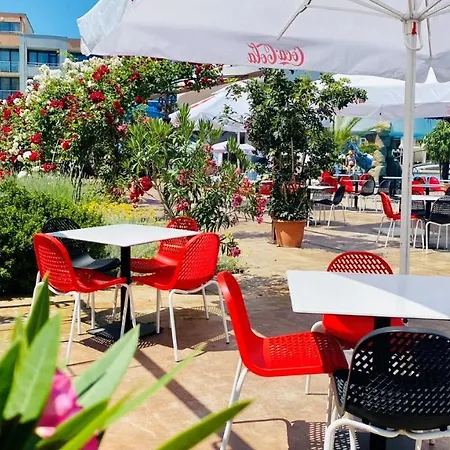 Bratanov Trakia * Σάνι Μπιτς